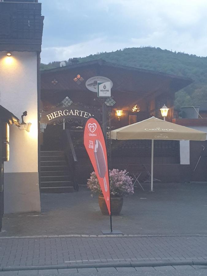 Hotel Restaurant Bauernstube Eschenburg Extérieur photo